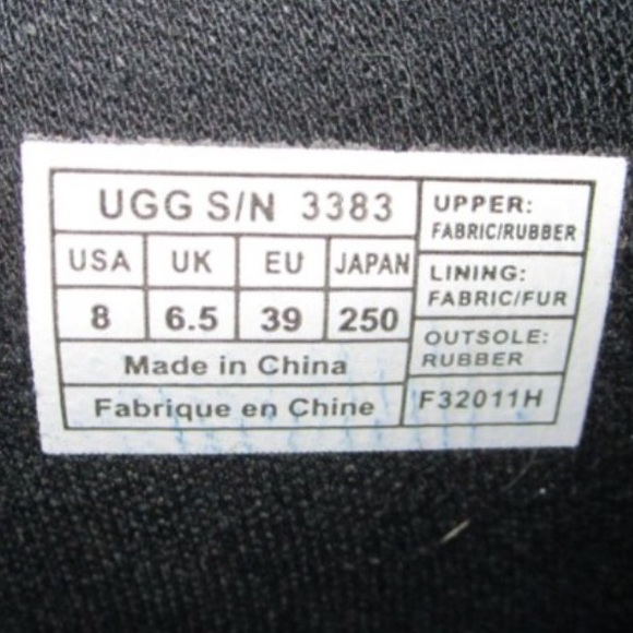 UGG Monogram Logo Rainboots! - Picture 7 of 15